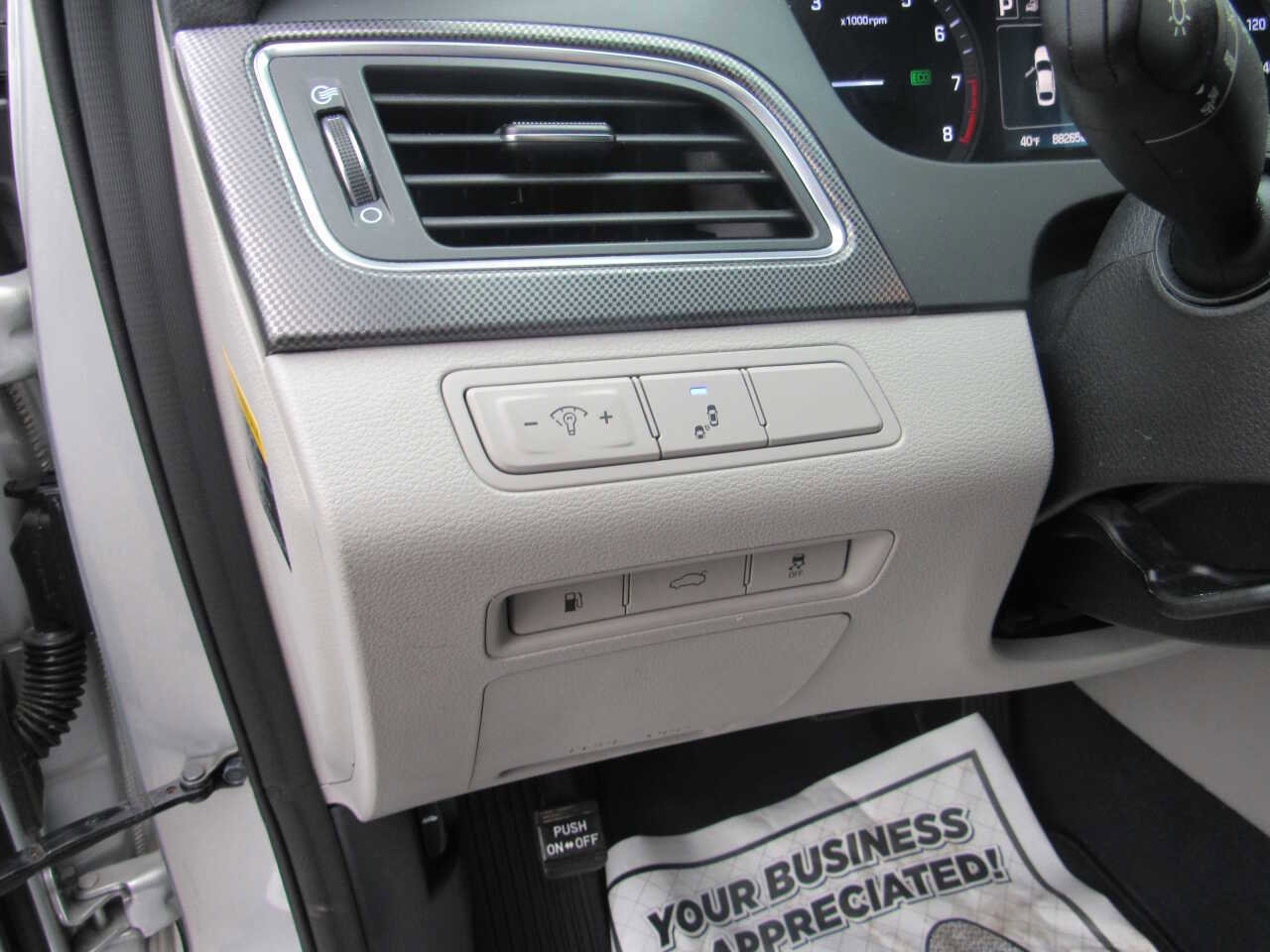 Used 2015 Hyundai Sonata Sport w/ Option Group 03 image 11