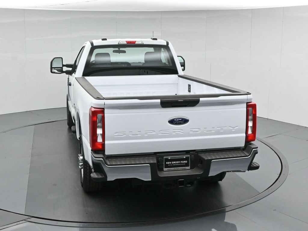 New 2026 Ford F350 XL w/ XL Chrome Package RWD image 36