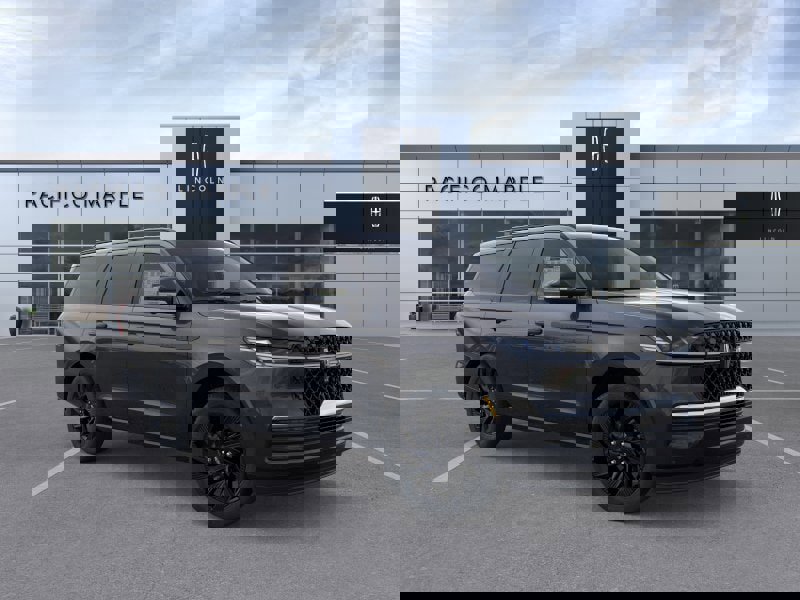 New 2026 Lincoln Navigator Reserve AWD/4WD image 7