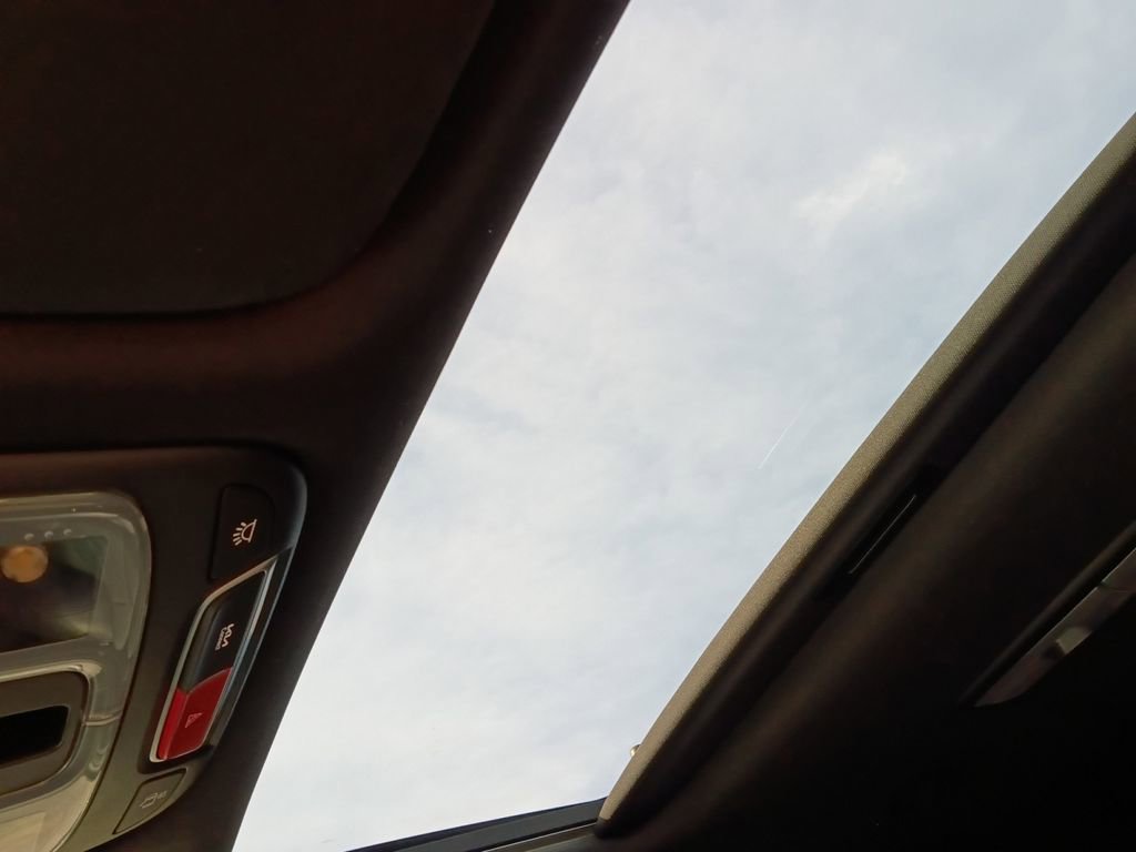 Used 2025 Kia Telluride AWD image 7