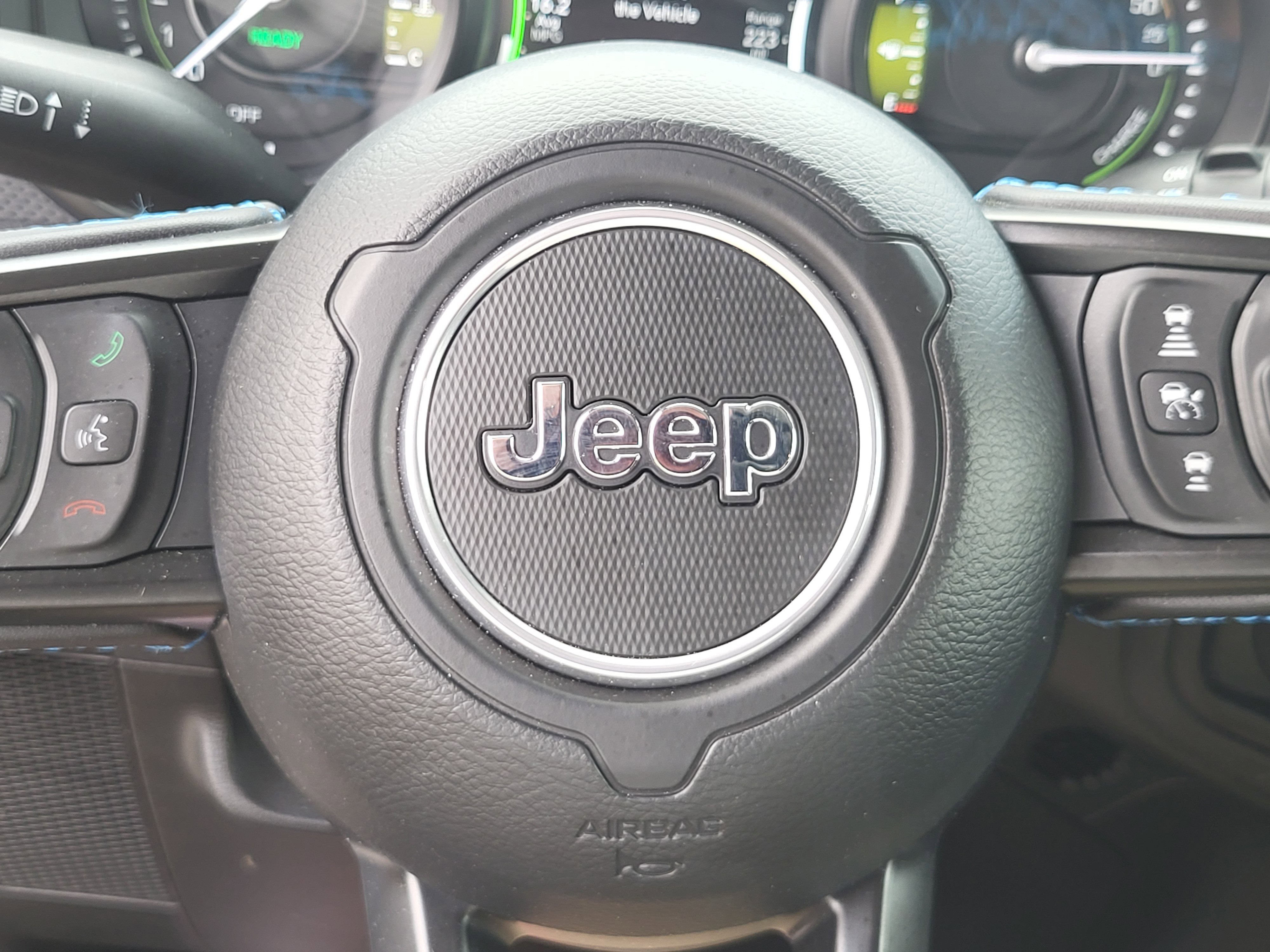 Used 2025 Jeep Wrangler Unlimited Rubicon 4xe w/ Convenience Group image 57