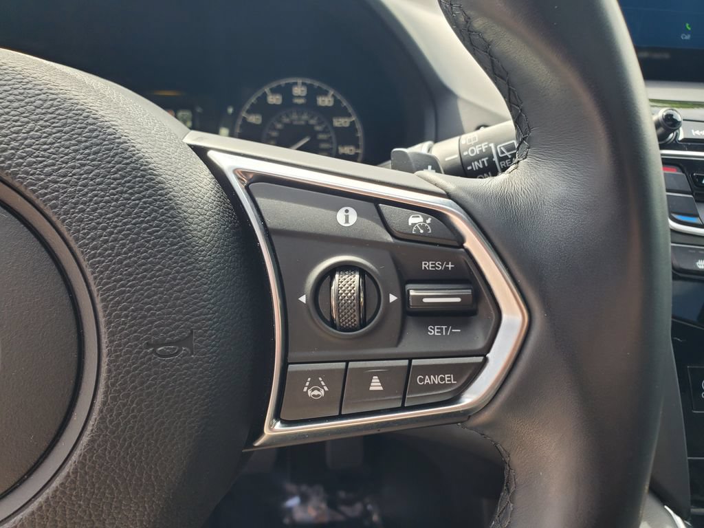 Used 2025 Acura RDX SH-AWD image 26