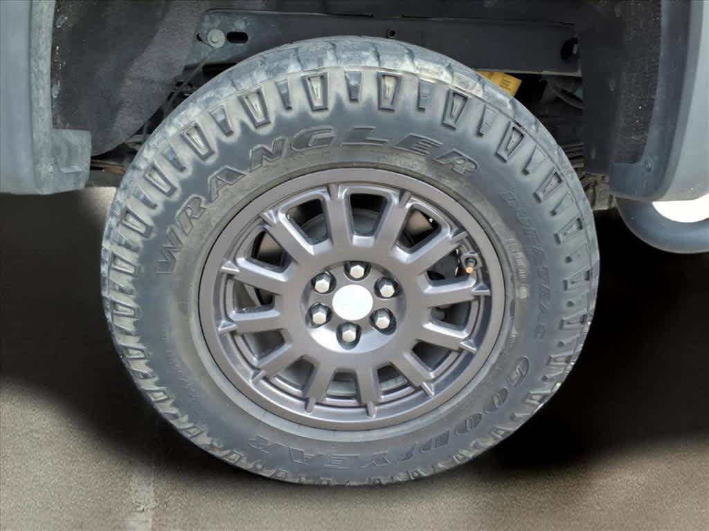 Used 2021 Chevrolet Colorado ZR2 w/ Colorado ZR2 Bison Edition AWD/4WD image 5