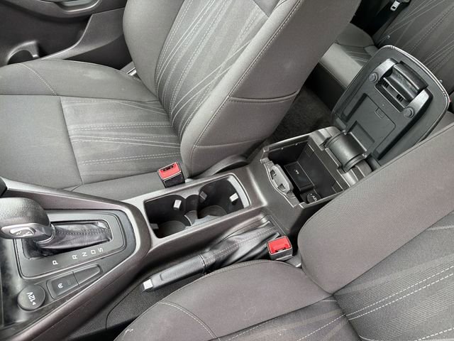 Used 2018 Ford Focus SE image 22