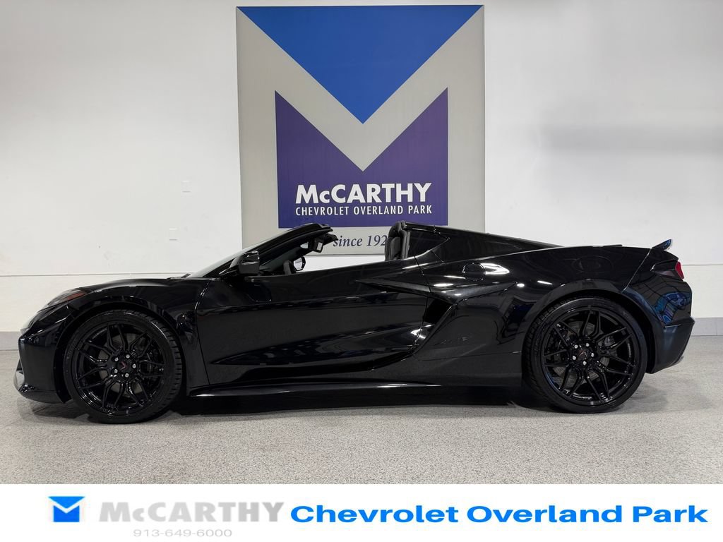 Used 2024 Chevrolet Corvette Z06 RWD image 8