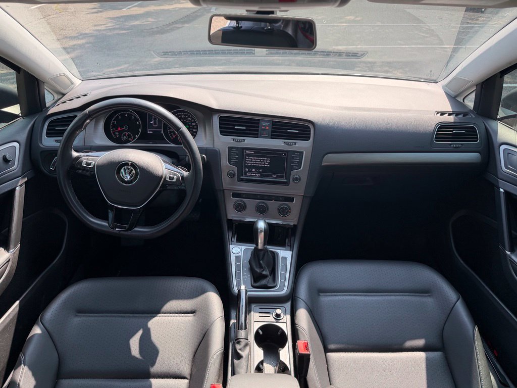 Used 2017 Volkswagen Golf S FWD image 21