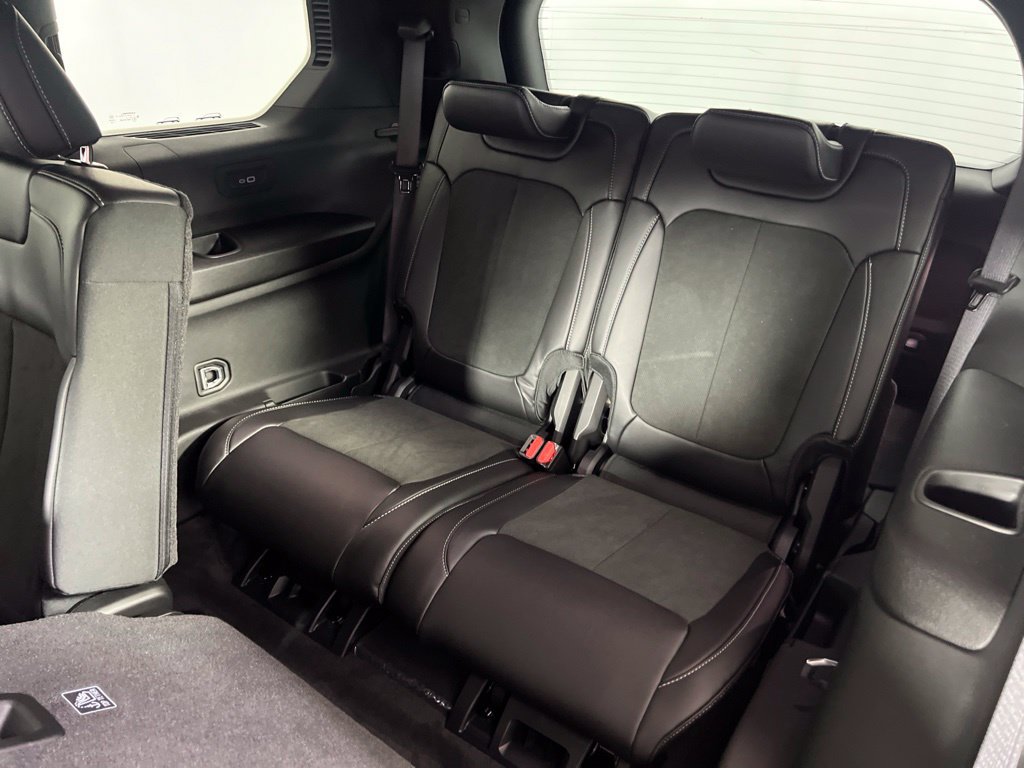 New 2027 Jeep Grand Cherokee L 4WD image 11