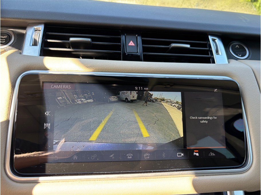 Used 2019 Land Rover Range Rover Sport HSE AWD/4WD image 32