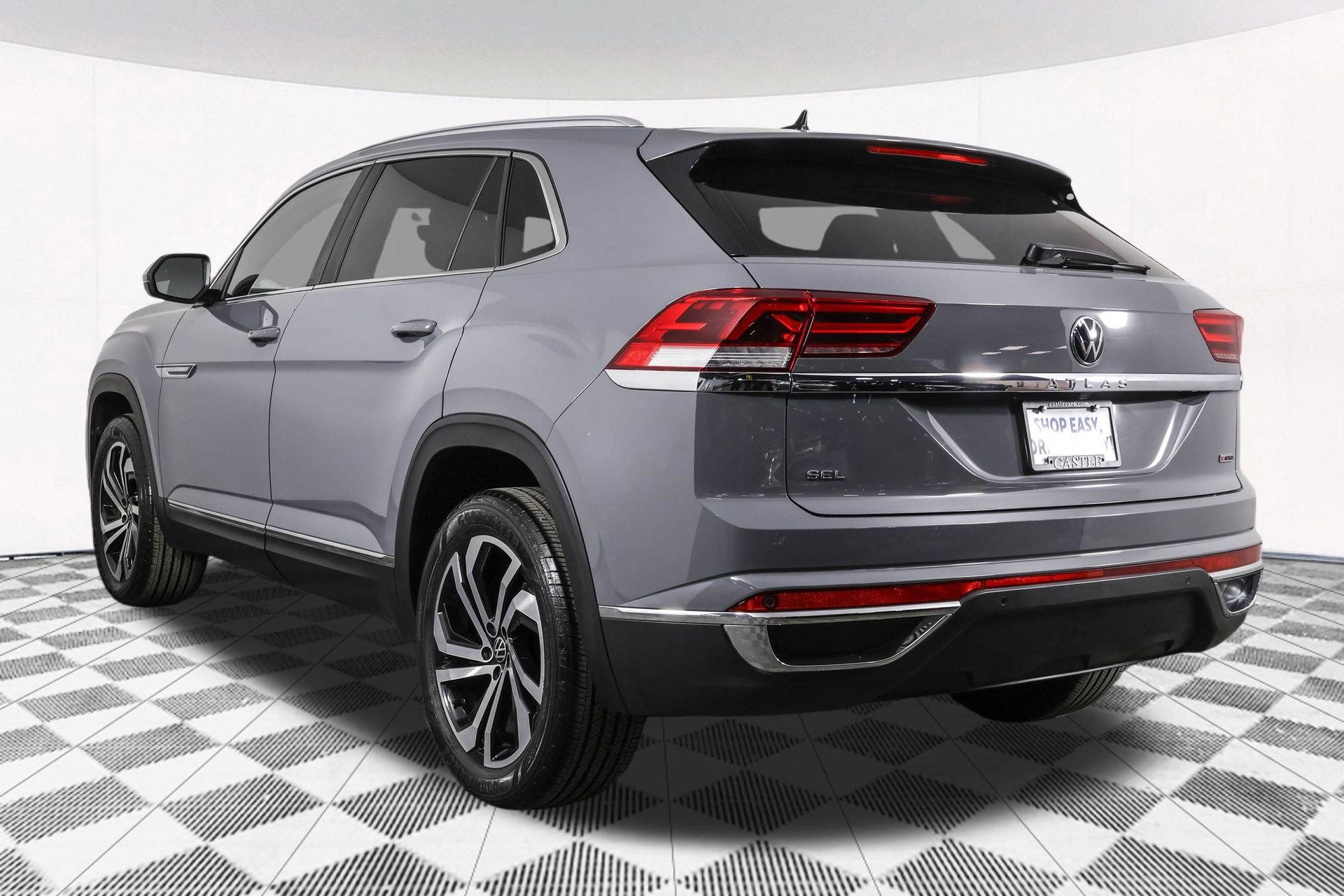 Used 2022 Volkswagen Atlas Cross Sport SEL image 22