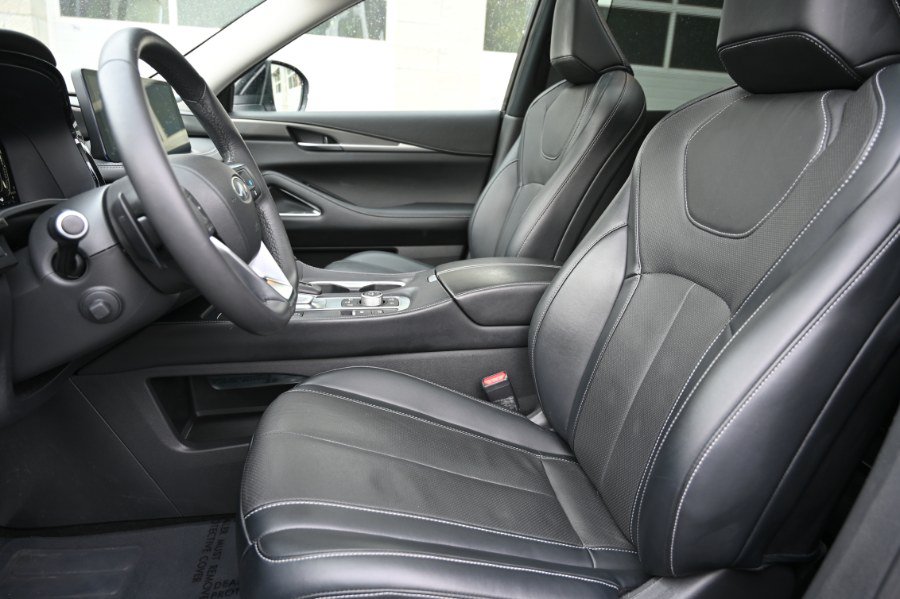 Used 2023 INFINITI QX60 Luxe w/ Performance Audio Package AWD/4WD image 17