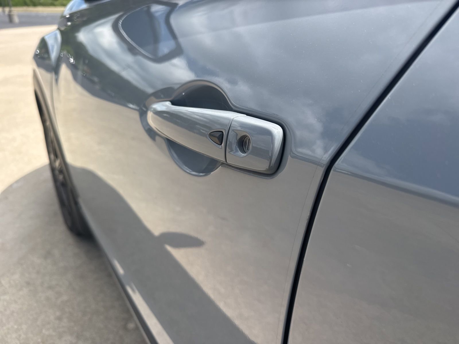 Used 2023 Nissan Kicks SR w/ SR Premium Package FWD image 12