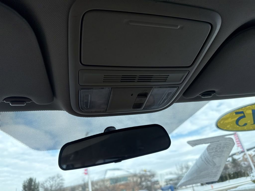 Used 2015 Honda Odyssey LX image 30