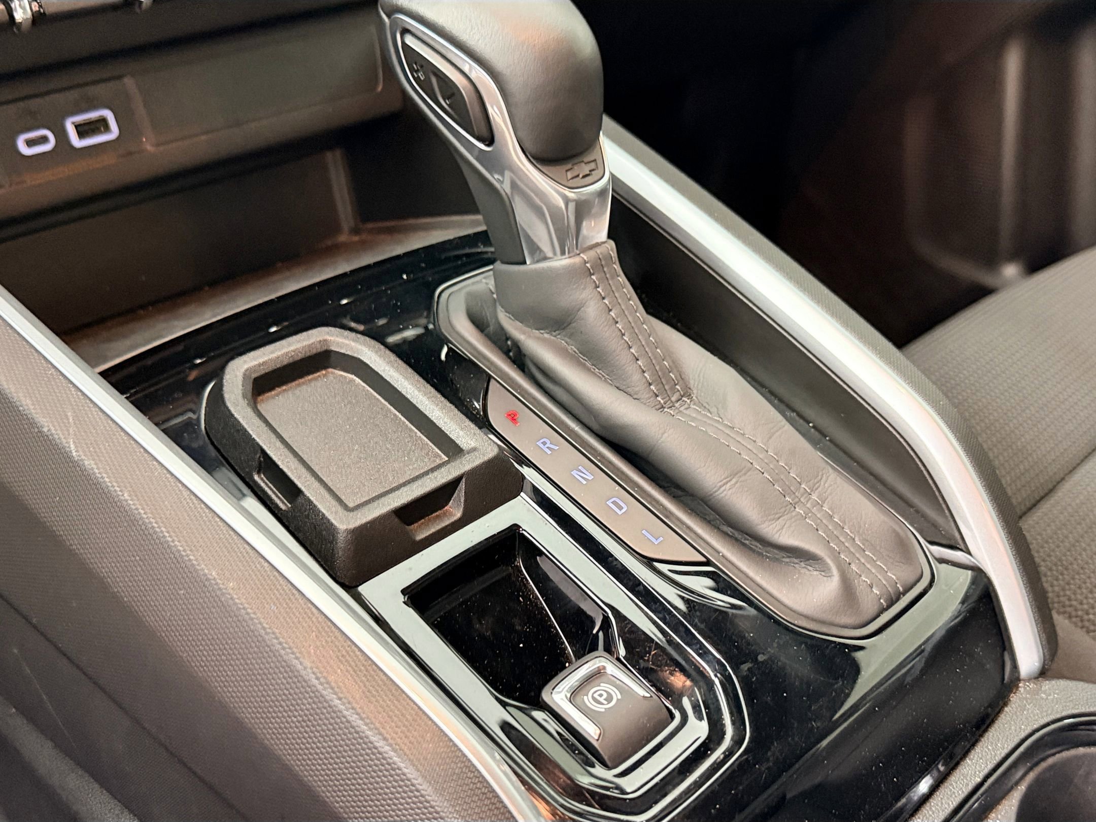 Used 2024 Chevrolet Colorado LT w/ LT Convenience Package image 23