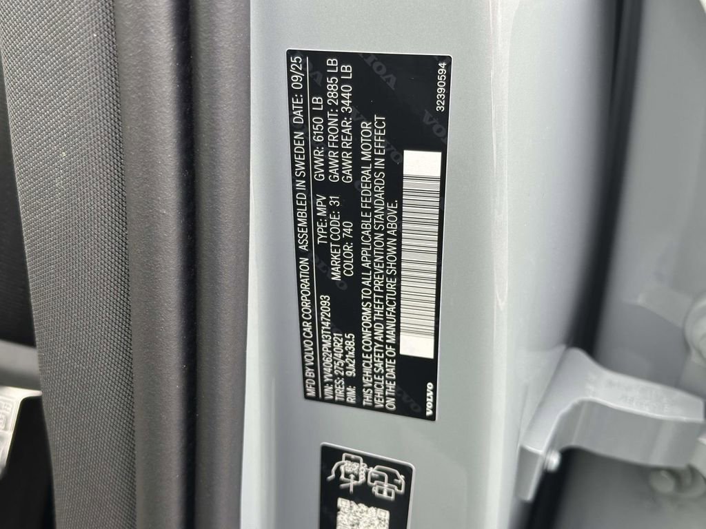 New 2026 Volvo XC90 B6 Ultra w/ Protection Package image 25