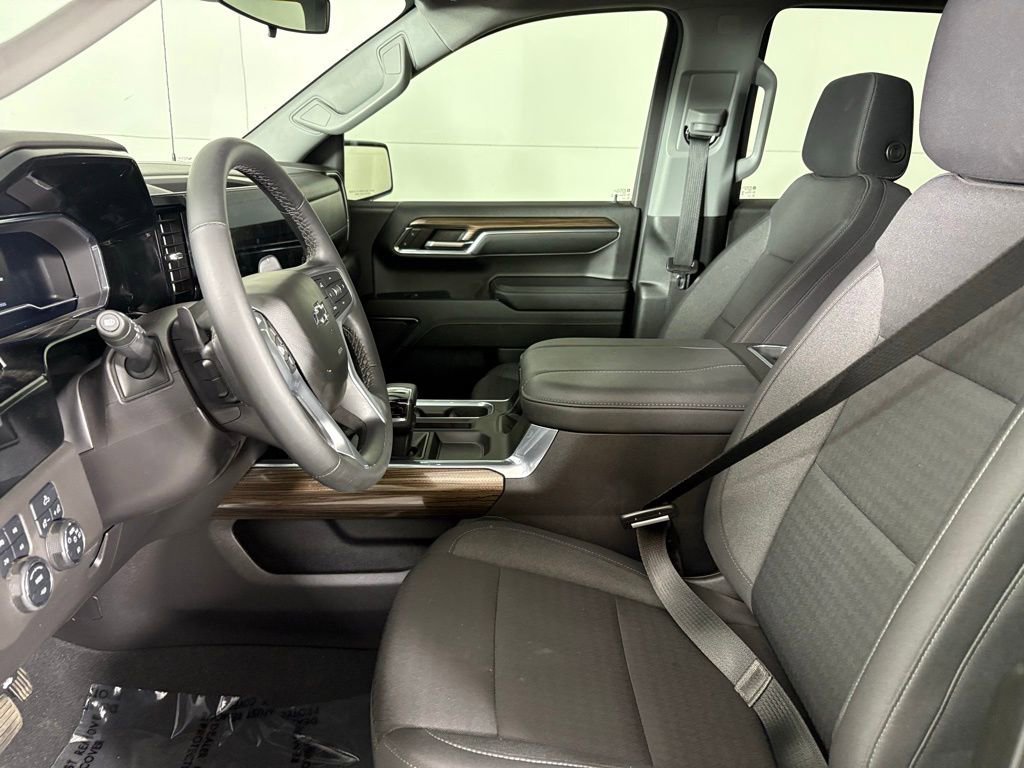 Used 2024 Chevrolet Silverado 1500 LT Trail Boss image 25