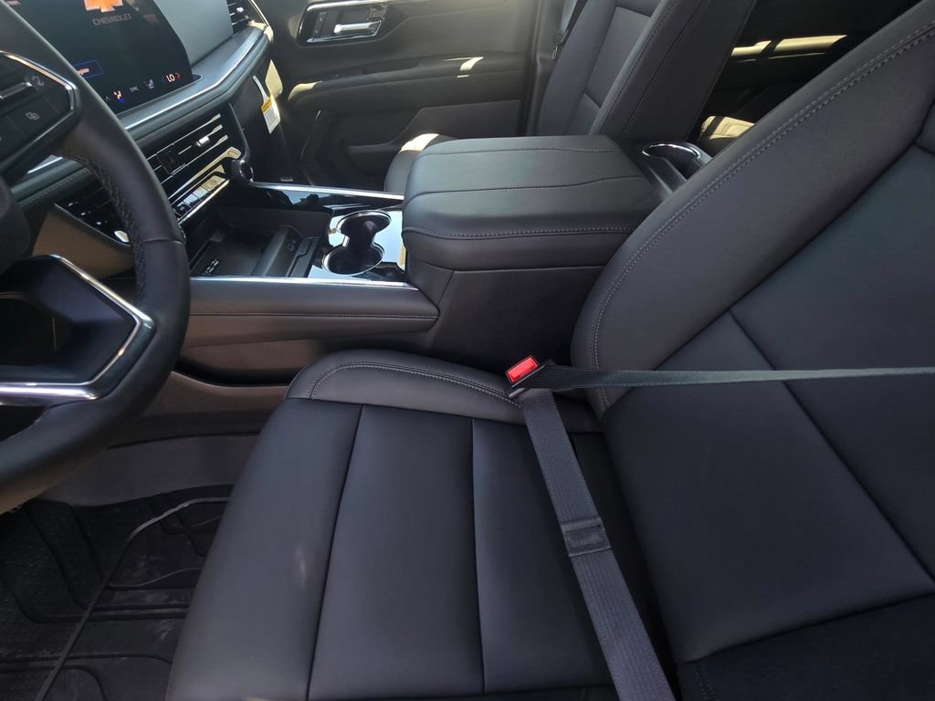 New 2026 Chevrolet Tahoe LT w/ Comfort Package AWD/4WD image 16