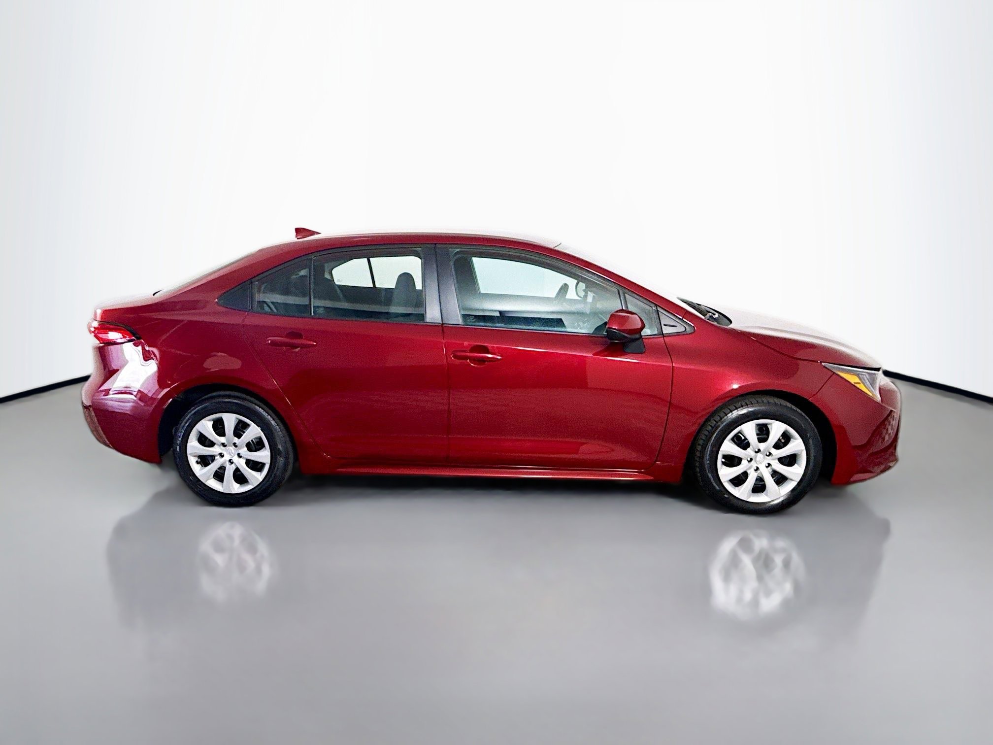 Used 2023 Toyota Corolla LE FWD image 11