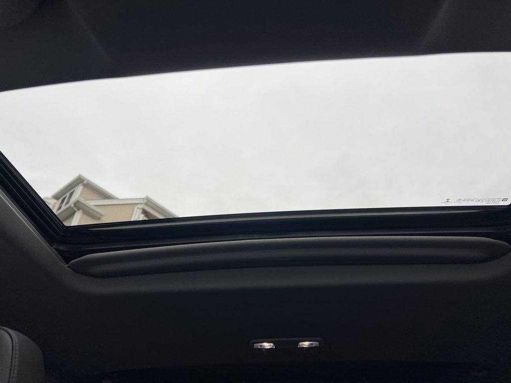 Used 2022 GMC Sierra 1500 SLT w/ SLT Premium Plus Package image 21