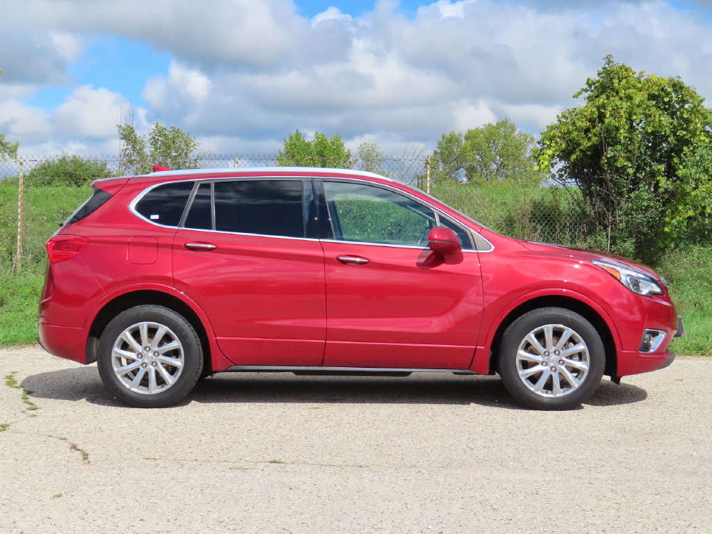 Used 2020 Buick Envision Essence w/ LPO, Active Package AWD/4WD image 2