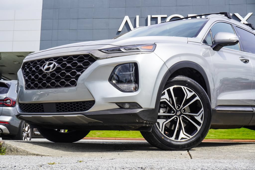 Used 2020 Hyundai Santa Fe Limited AWD/4WD image 2