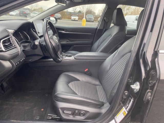 Used 2023 Toyota Camry SE image 15