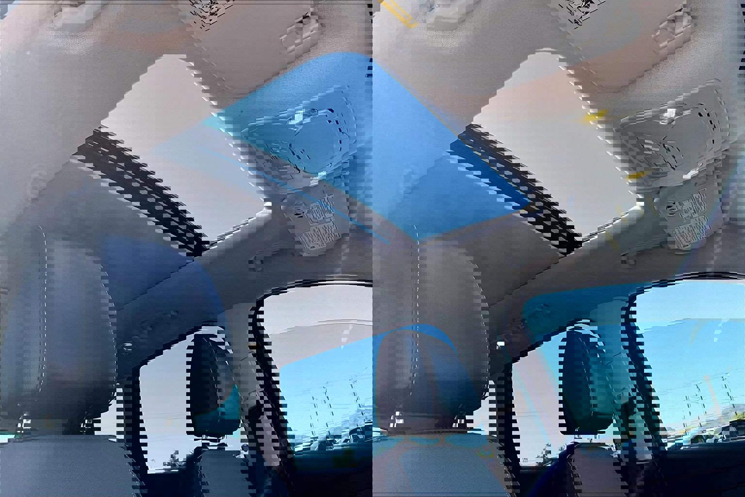 Used 2017 Ford Escape Titanium image 14