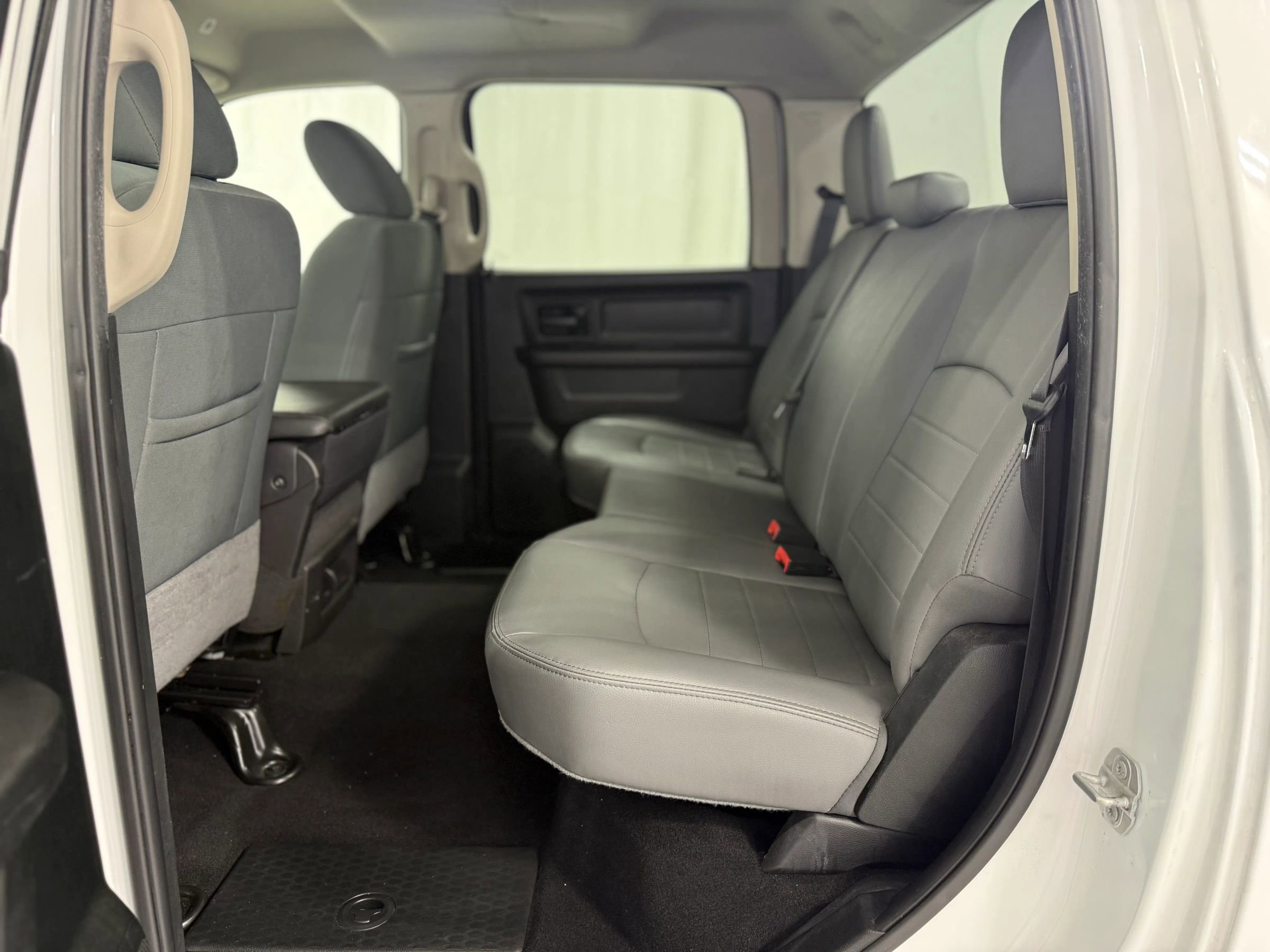 Used 2018 RAM 1500 SLT w/ Protection Group image 29