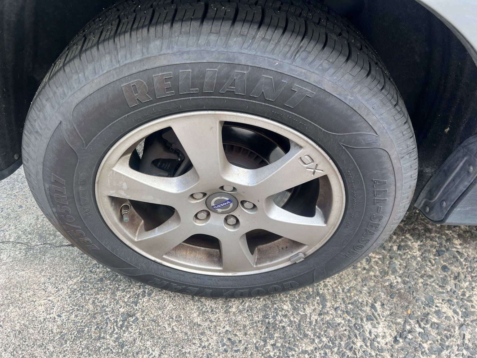 Used 2011 Volvo XC60 3.2 R-Design image 40