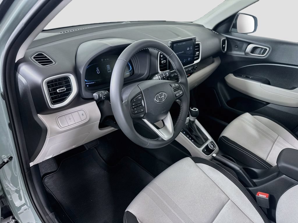New 2026 Hyundai Venue SEL FWD image 9
