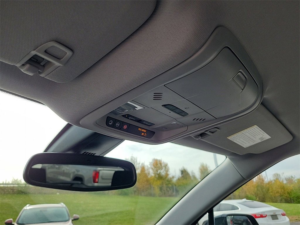 Used 2023 Chevrolet Blazer LT image 30