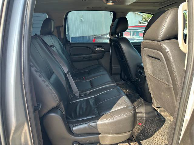 Used 2012 Chevrolet Suburban LT AWD/4WD image 14