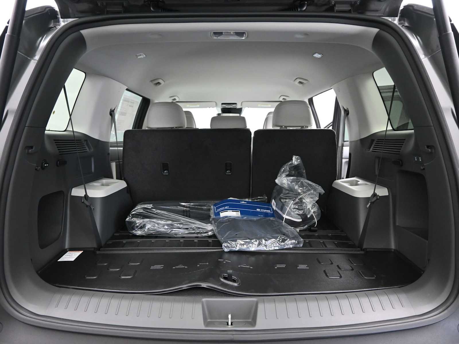 Used 2026 Hyundai Santa Fe SE AWD/4WD image 13