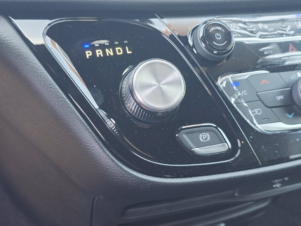 New 2026 Chrysler Voyager LX FWD image 18