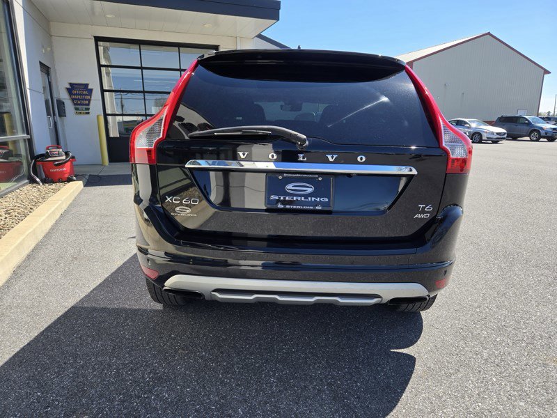 Used 2017 Volvo XC60 T6 Dynamic w/ Preferred Option Package image 17