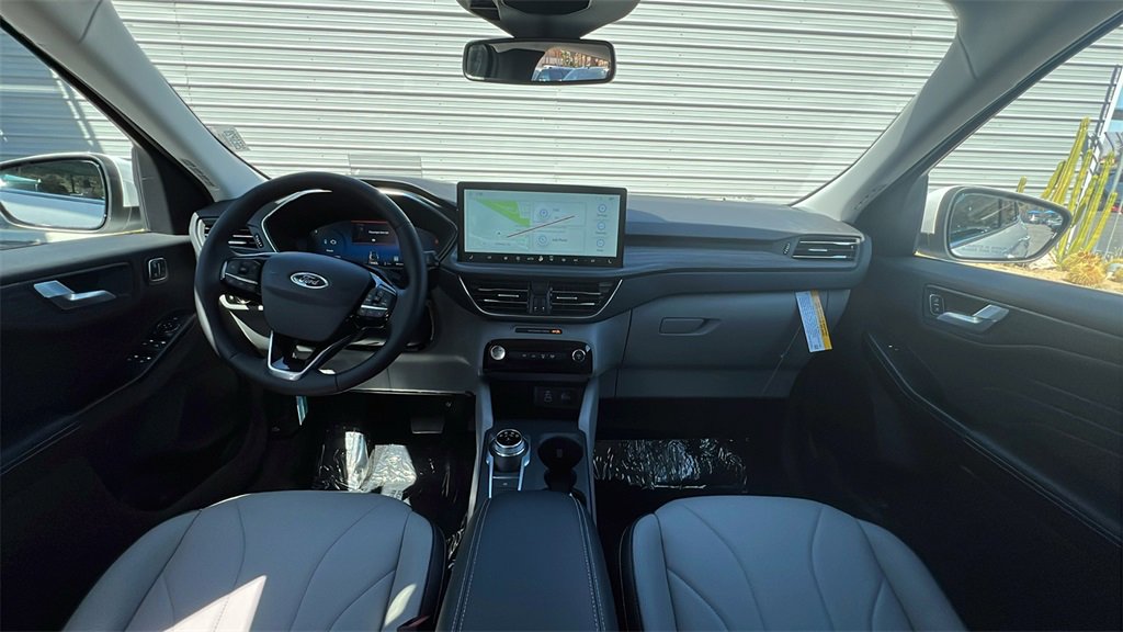 New 2025 Ford Escape SE w/ PHEV Premium Package image 13