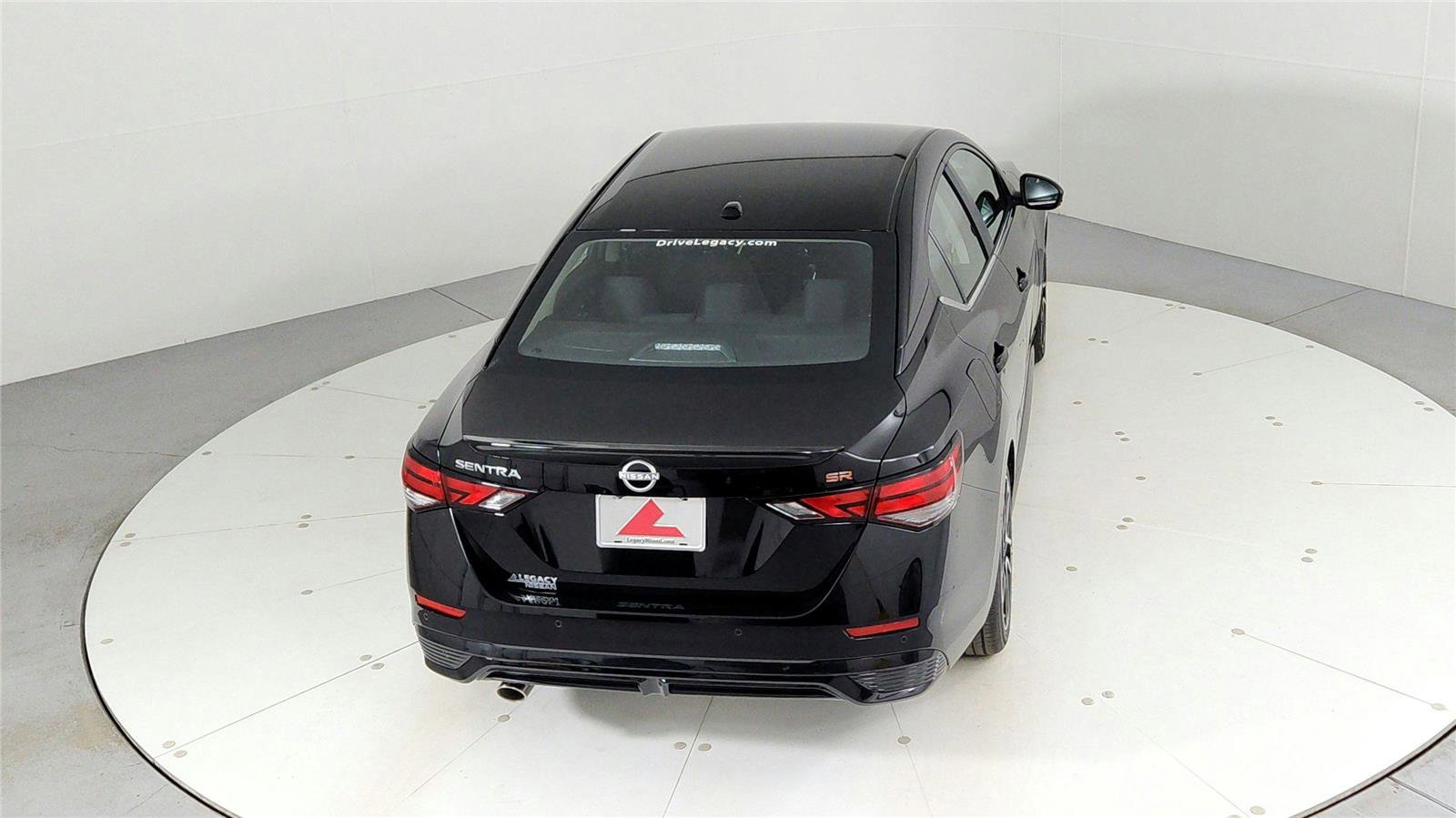 Used 2024 Nissan Sentra SR w/ Trunk Package FWD image 39