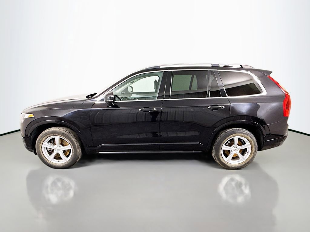 Used 2016 Volvo XC90 T5 Momentum image 4