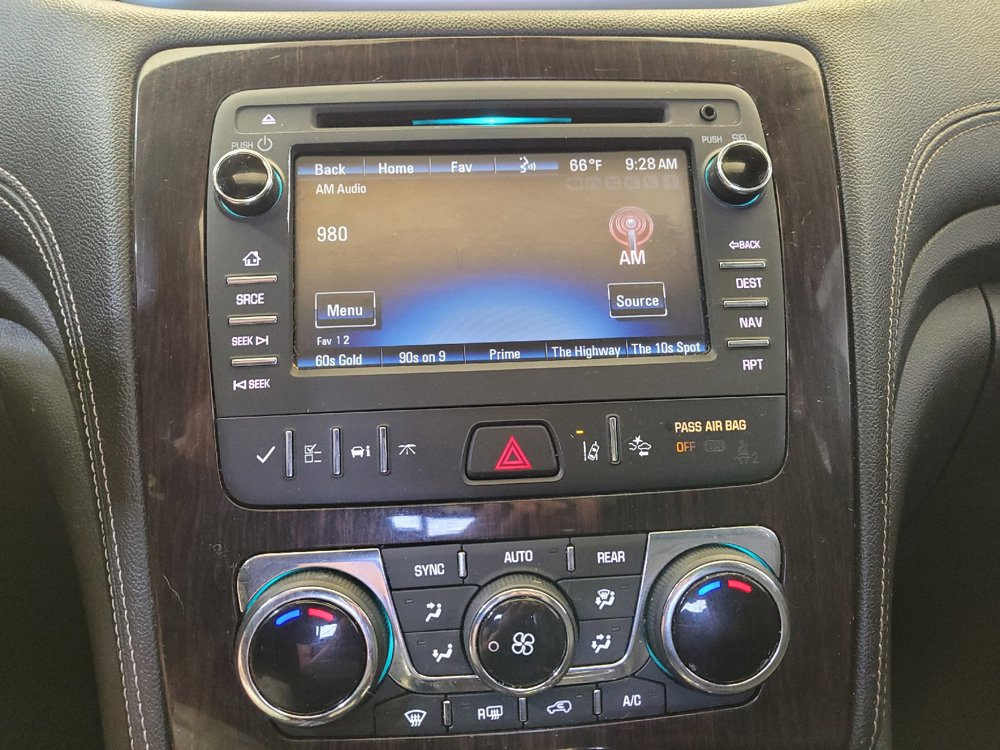 Used 2017 Chevrolet Traverse Premier FWD image 25