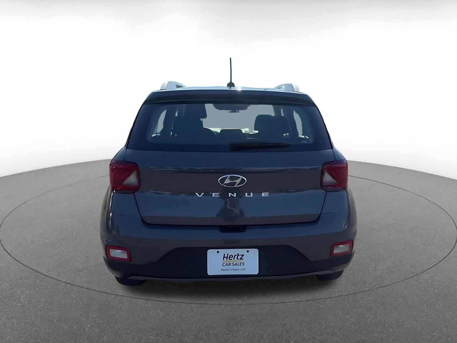 Used 2025 Hyundai Venue SEL image 12