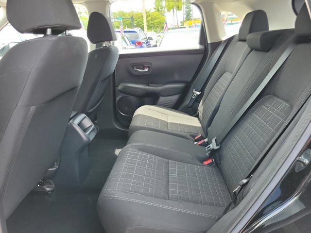 Used 2025 Honda HR-V LX image 8
