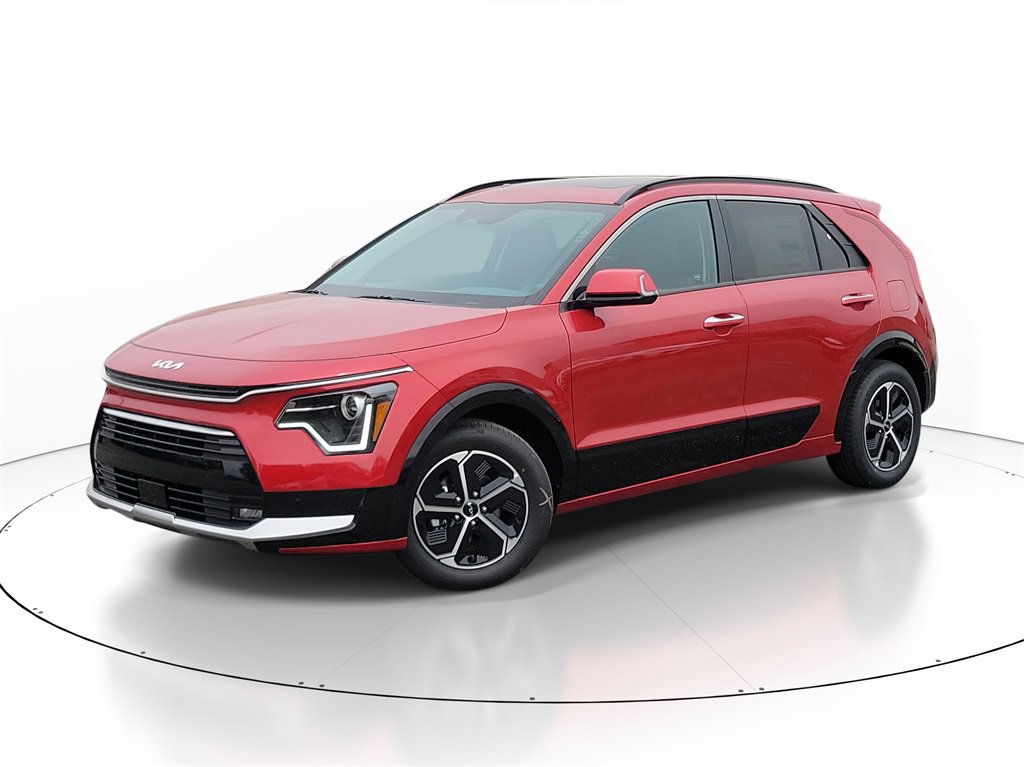 New 2025 Kia Niro SX
