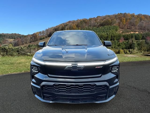 Certified 2024 Chevrolet Silverado EV RST image 2