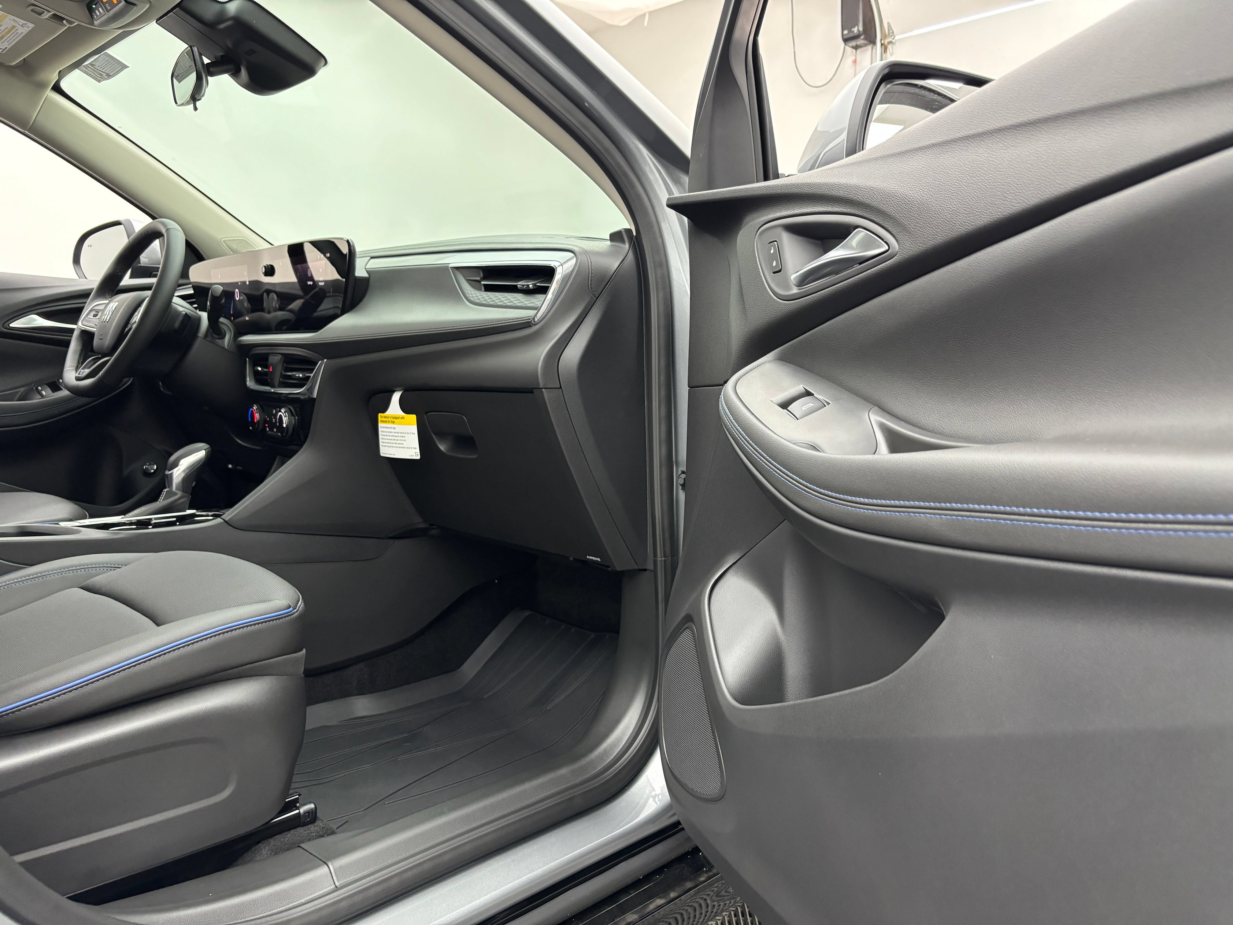 New 2026 Buick Encore GX Sport Touring w/ Comfort Package FWD image 28