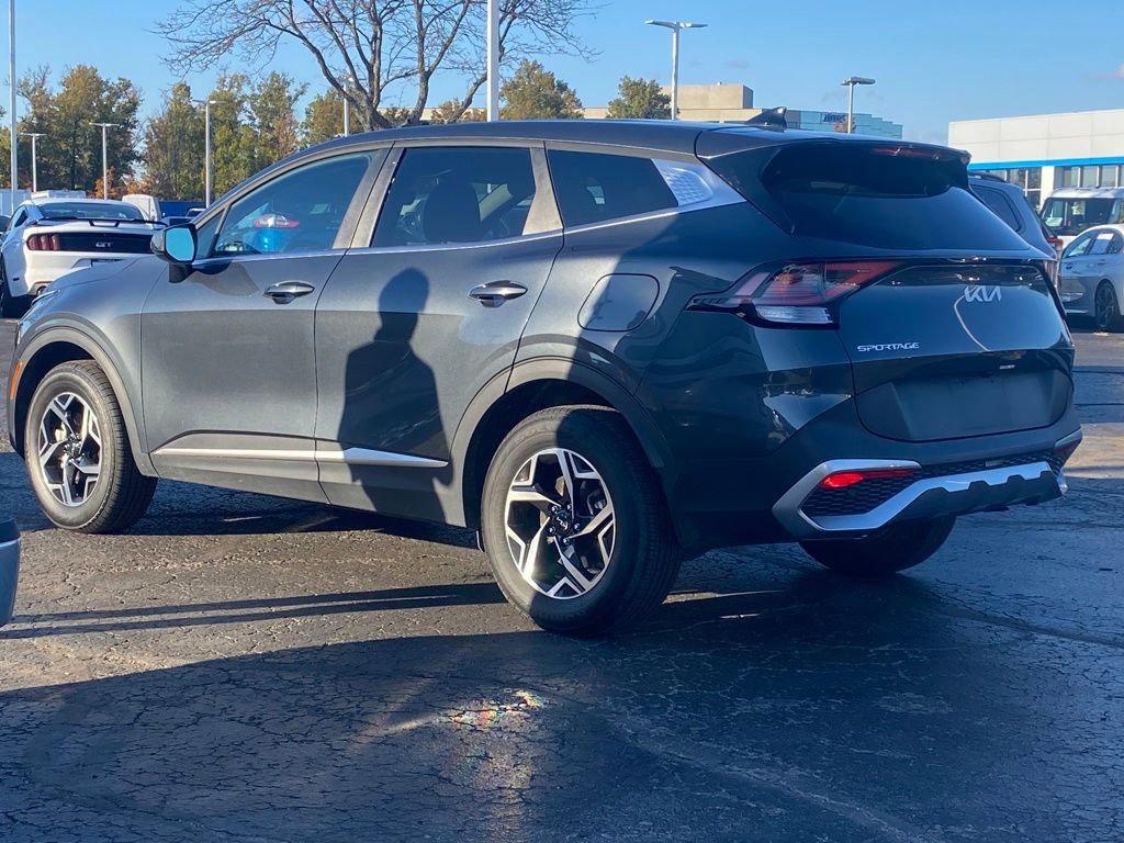 Certified 2024 Kia Sportage LX image 5
