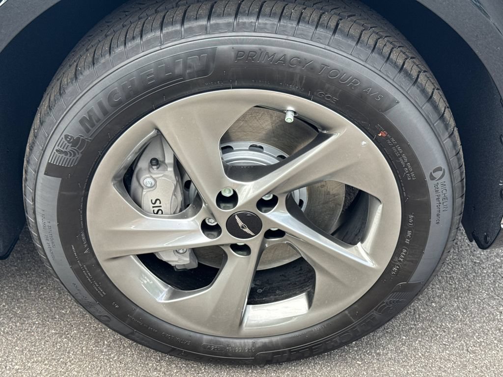 New 2027 Genesis GV70 2.5T AWD/4WD image 14