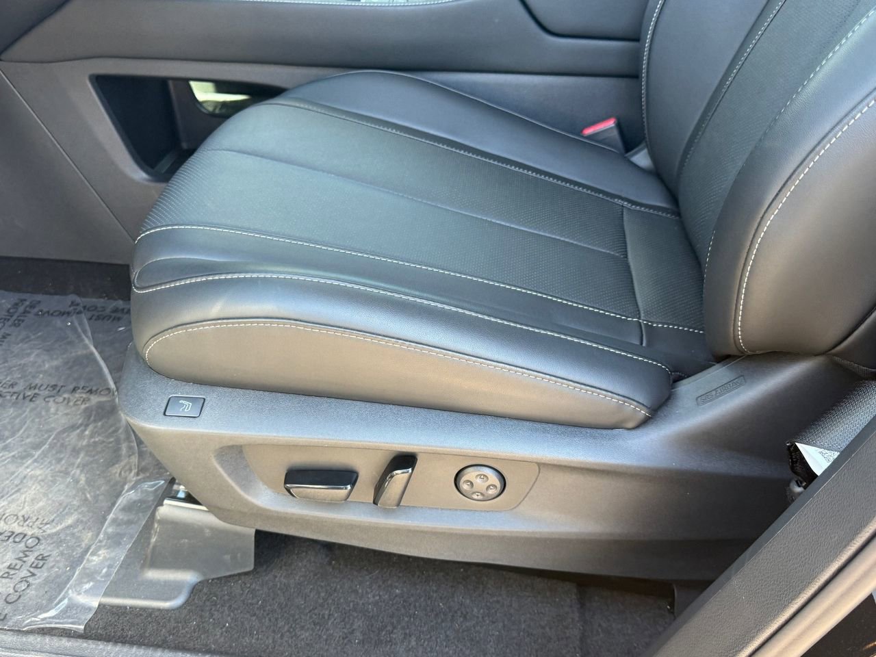 New 2025 INFINITI QX60 Sensory w/ Vision Package image 13