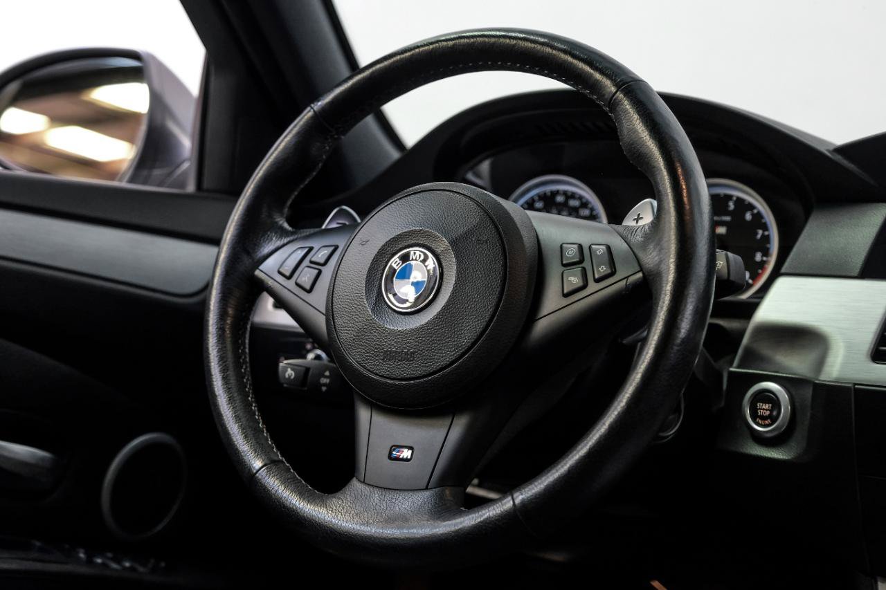 Used 2010 BMW M5 RWD image 18