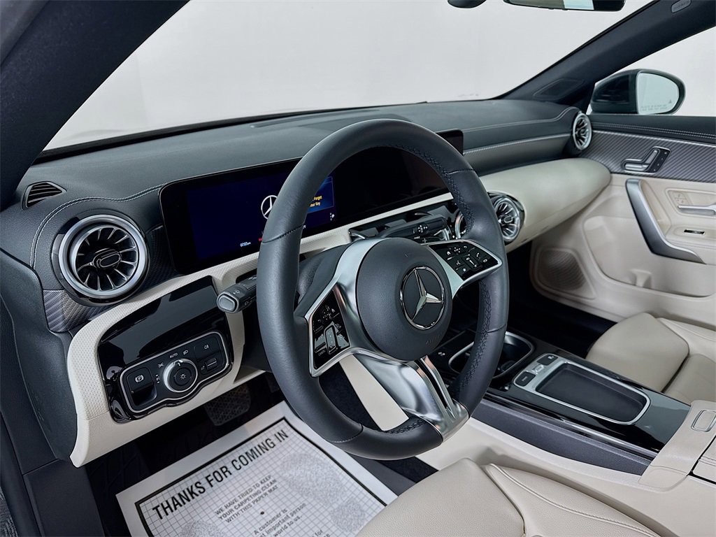 Used 2025 Mercedes-Benz CLA 250 4MATIC image 4