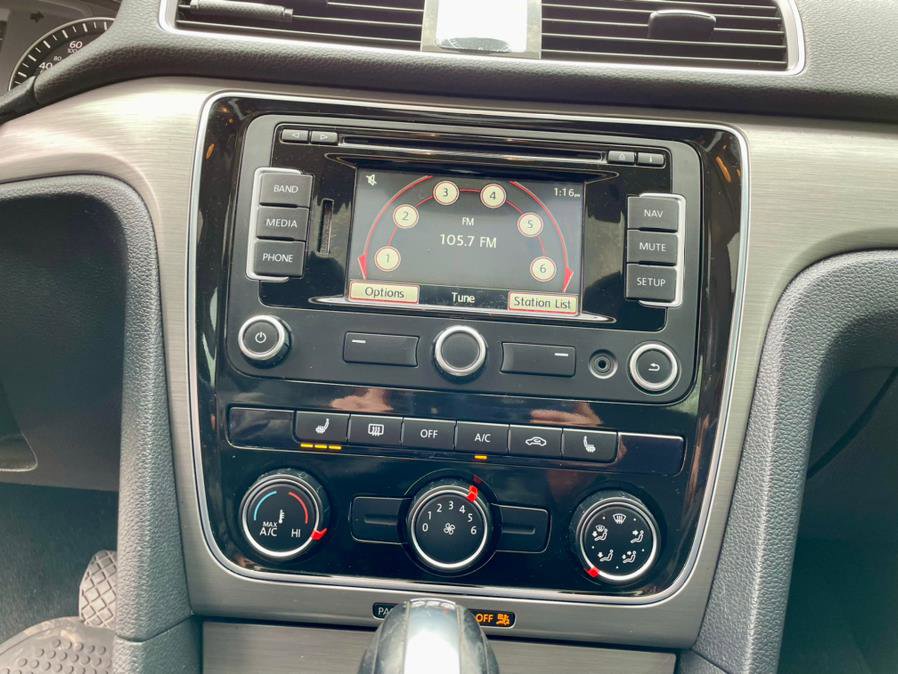 Used 2014 Volkswagen Passat TDI SE image 11