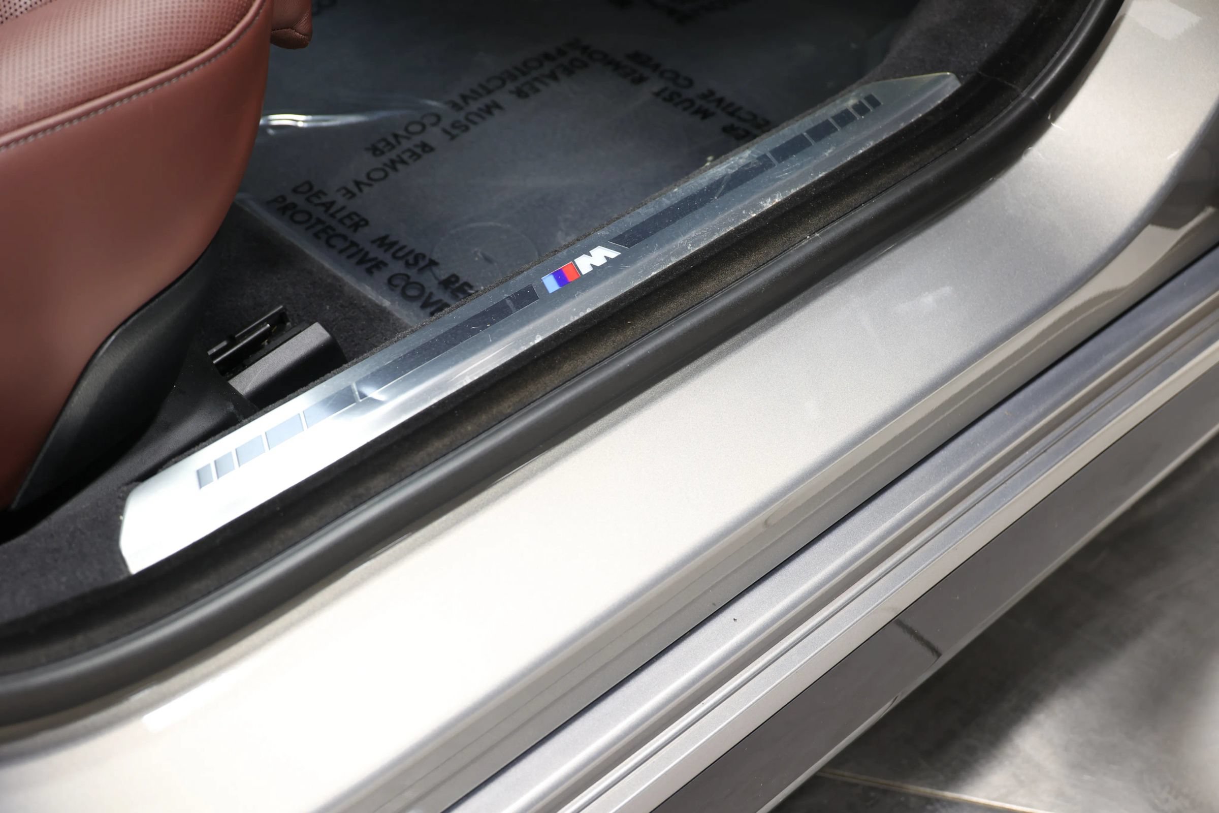 Used 2023 BMW 740i w/ Parking Assistance Package RWD image 91